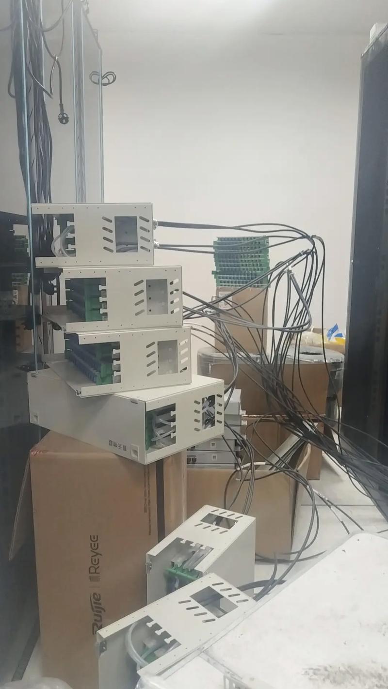 干不完根本干不完——智能化弱电工程现场实录